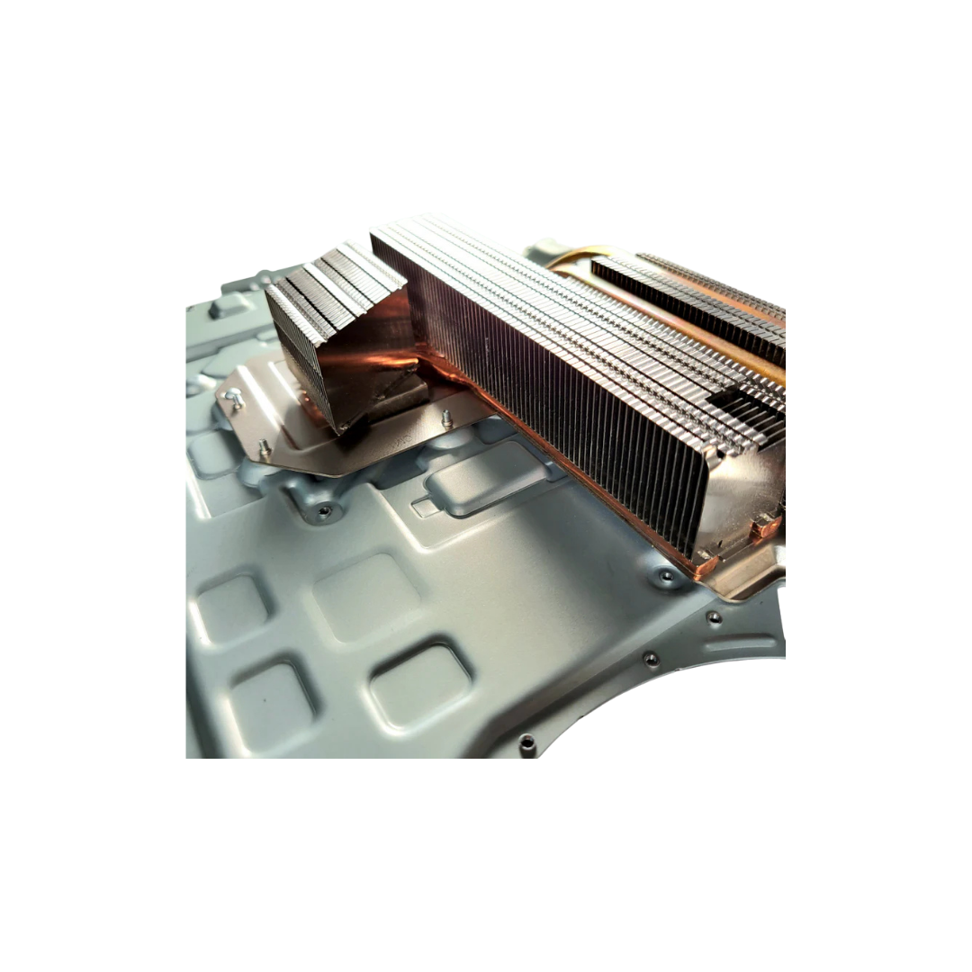 Base metálica principal con procesador de PS5