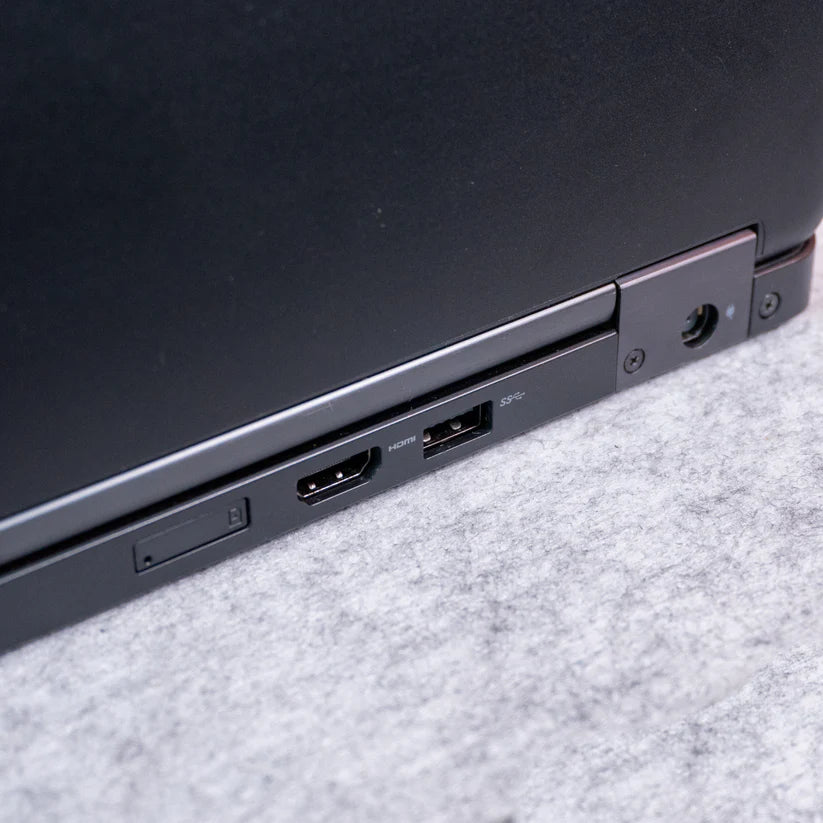 Dell Latitude E5490 i5 6TH / 128GB M.2 SSD / 8GB RAM / 14”