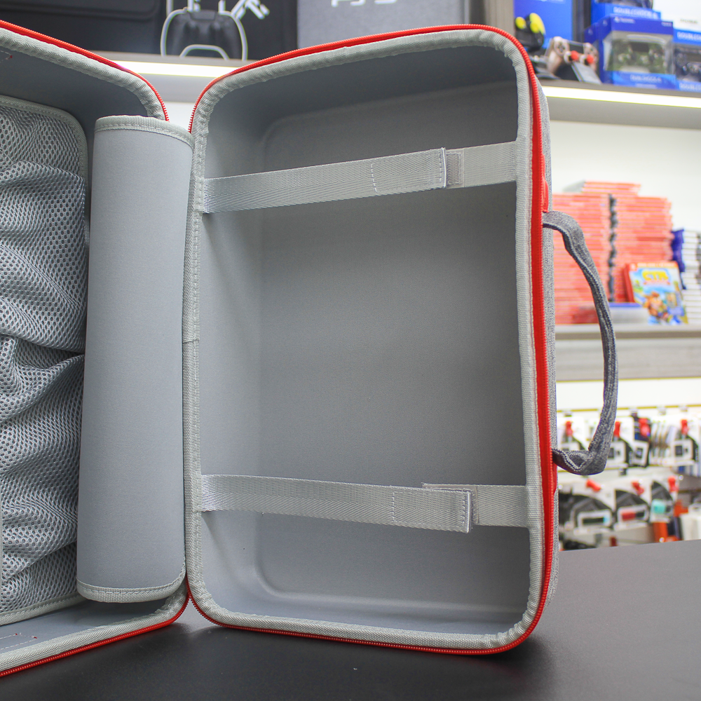 Maletín anti-golpes gris con rojo para PS5 Slim