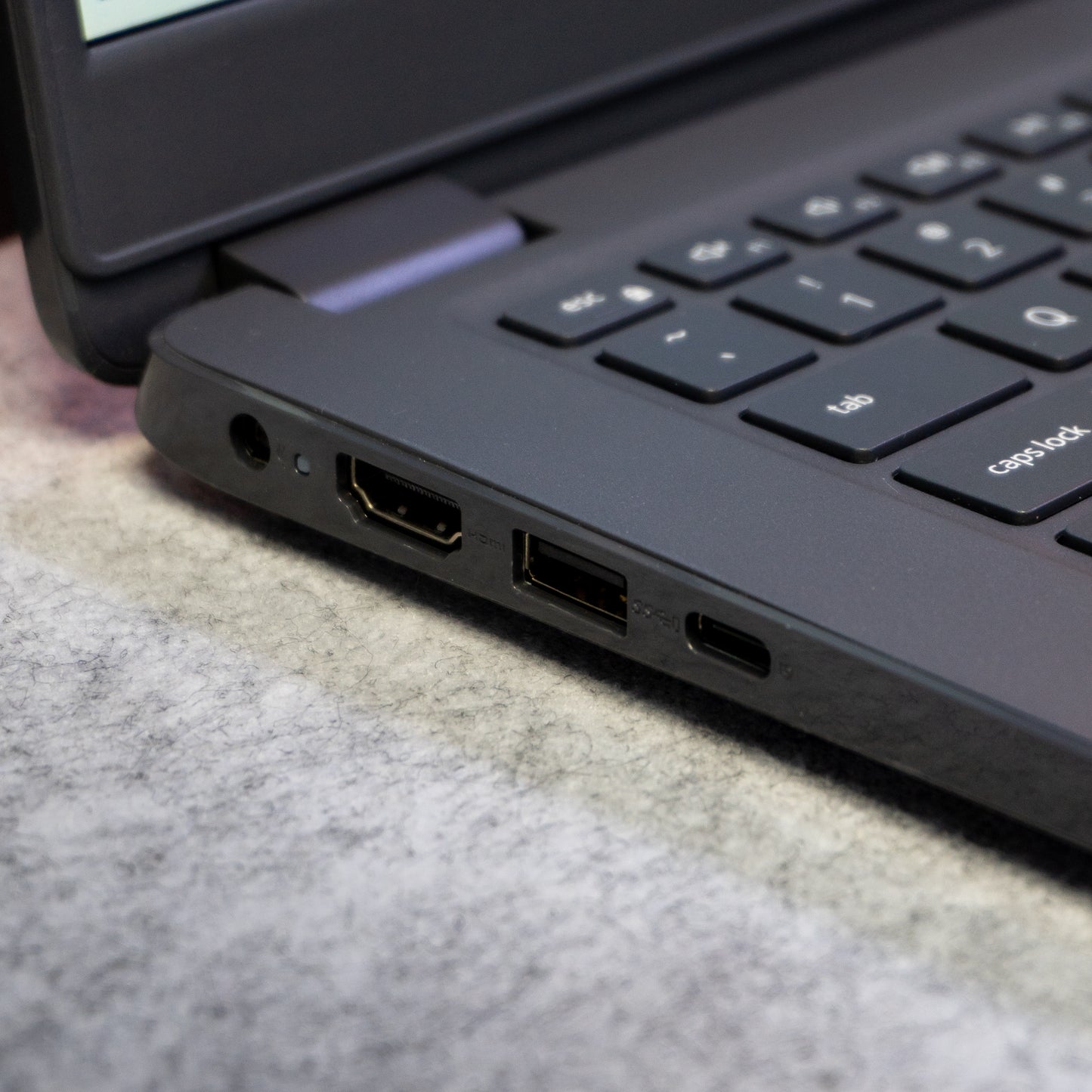 Dell Latitude 3410 i7 10TH / 256GB SSD / 8GB RAM / 14"