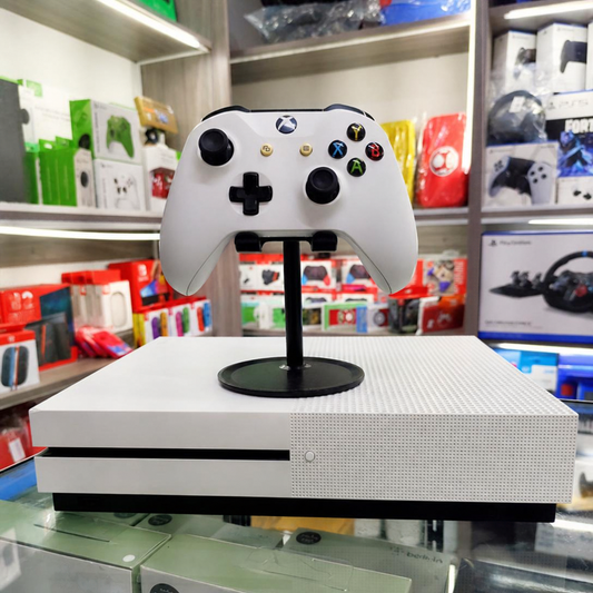 Xbox ONE X - USADA (juego a elección)