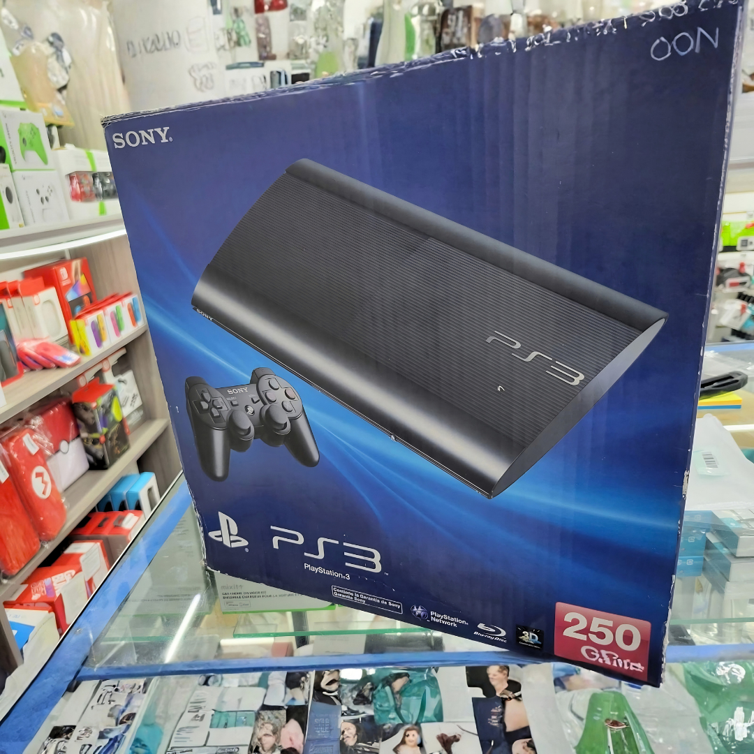 PlayStation 3 SLIM - USADA (juego a elección)
