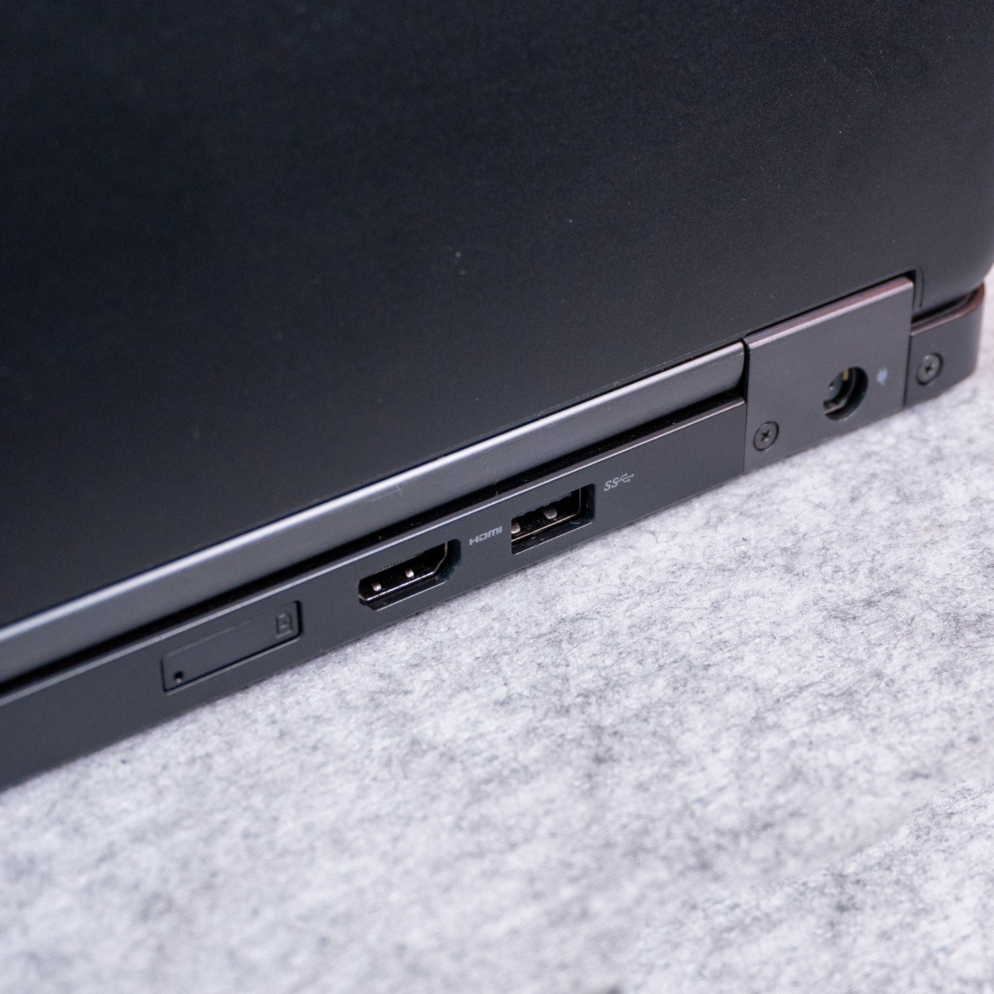 Dell Latitude 5480 i5 7TH / 256GB M.2 / 8GB RAM / 14”