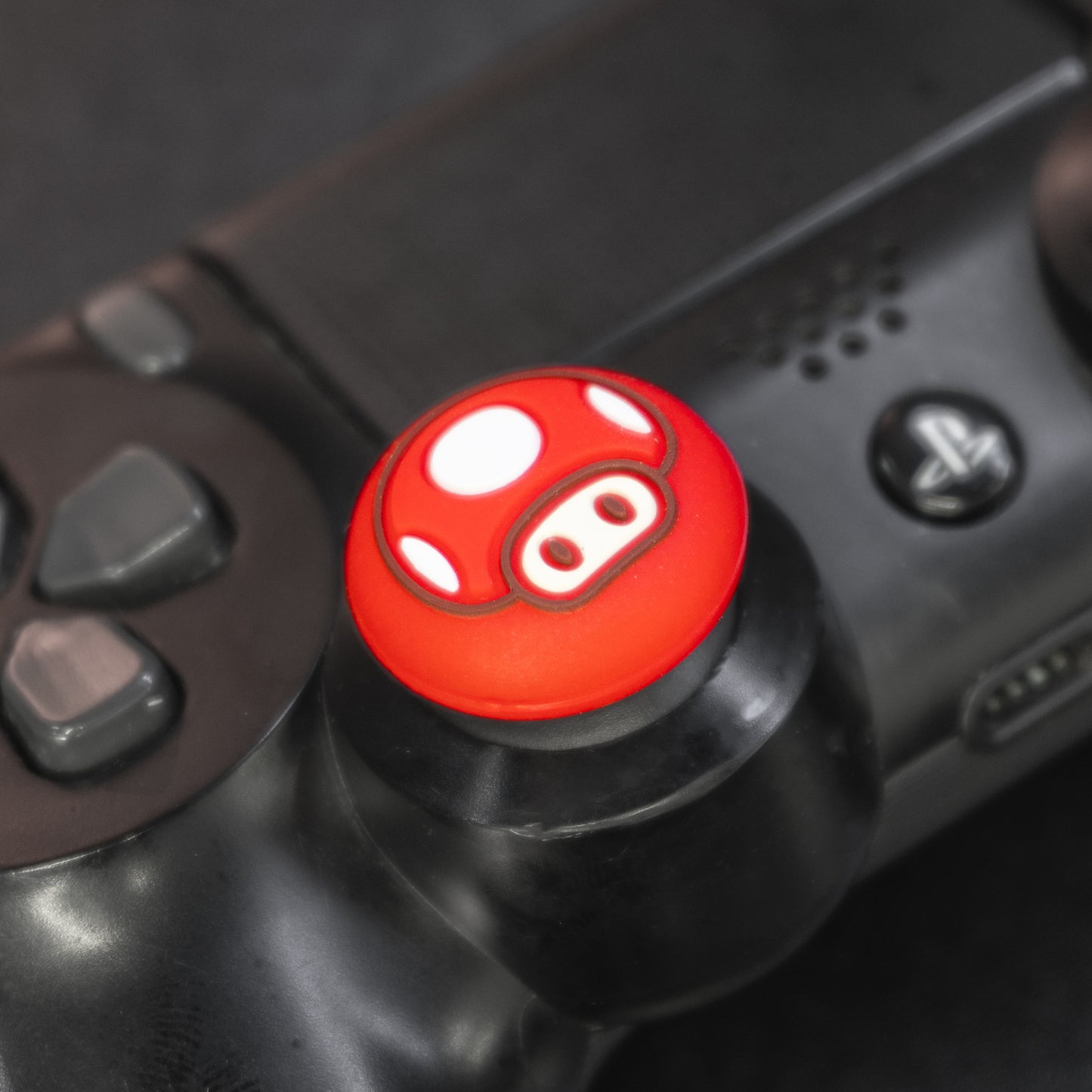 Protector de joystick de hongo rojo