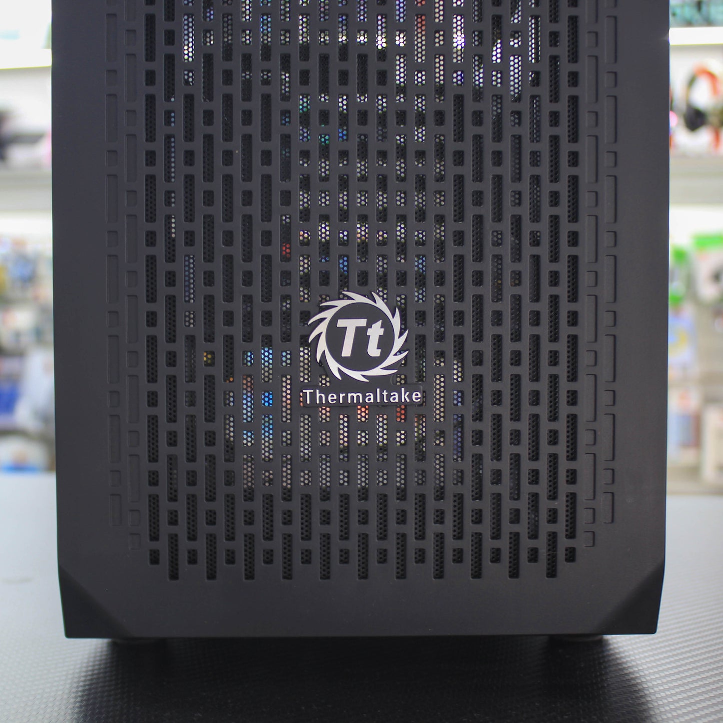 Housing Thermaltake K10L para PC