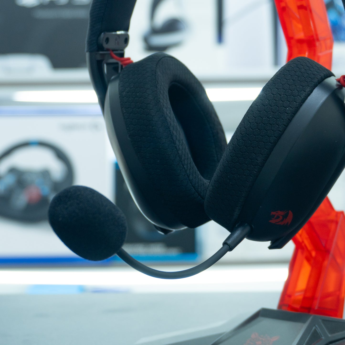 Audífonos Redragon IRE Pro Morado